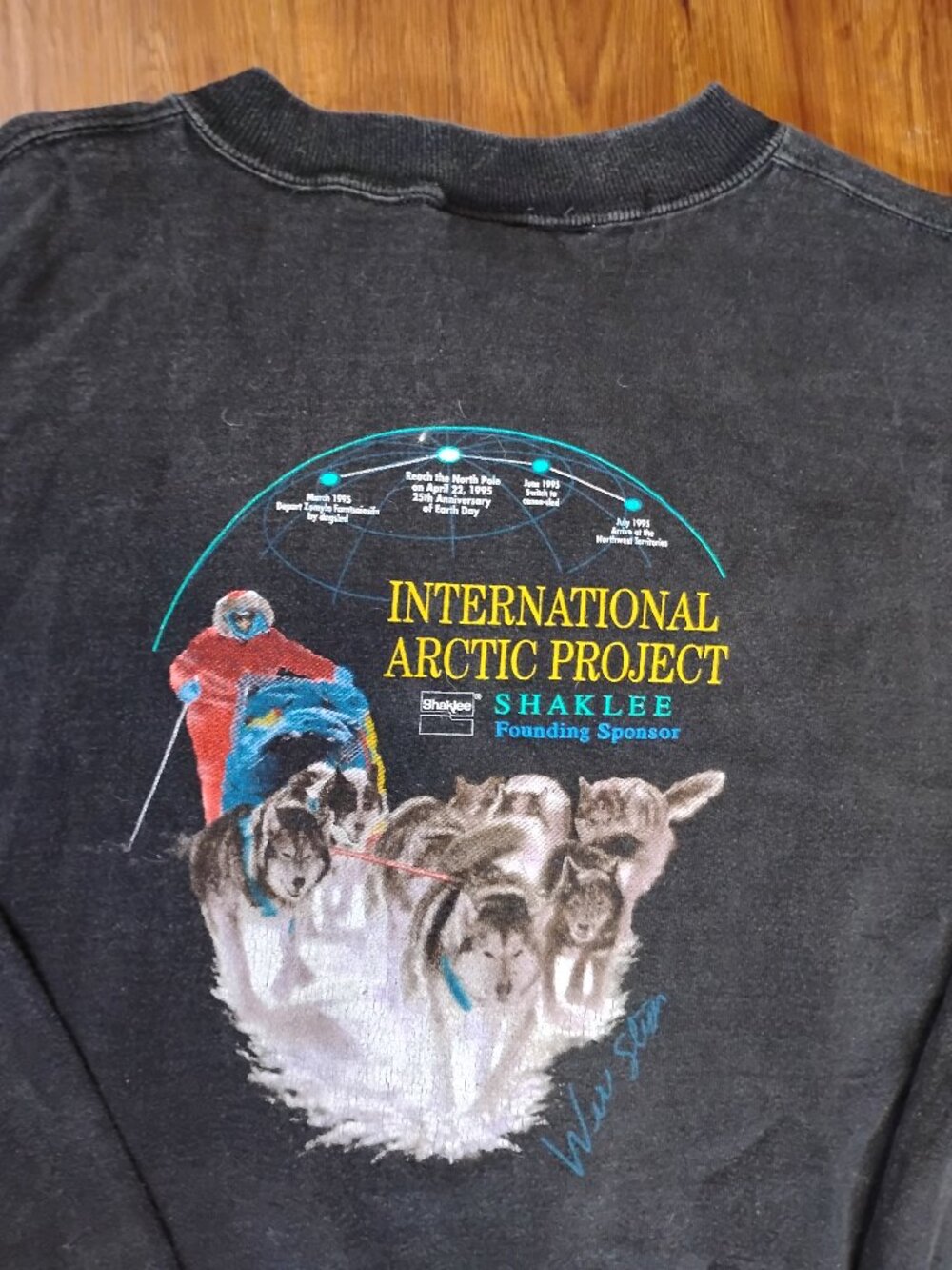 Vintage Shaklee International Arctic Project Long SLeeve T-Shirt